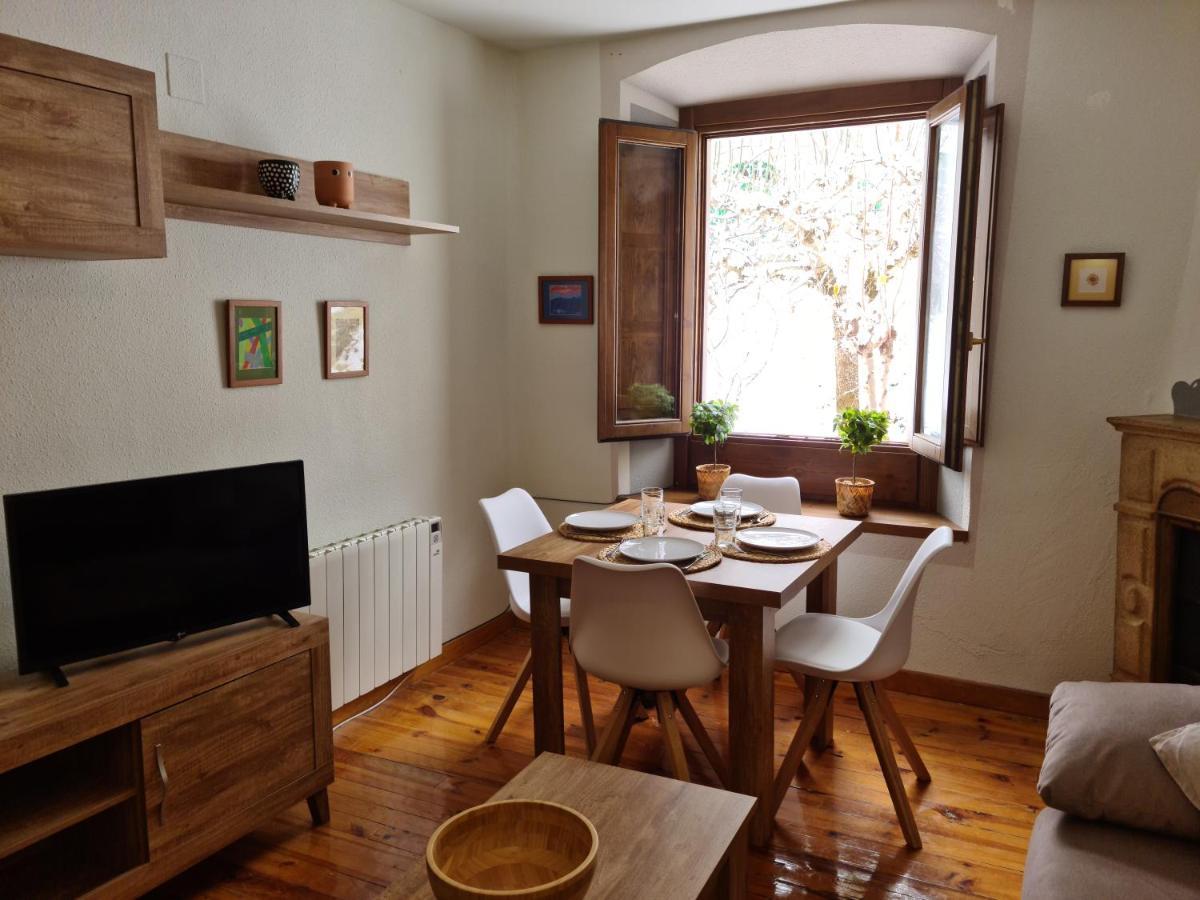 Espectacular Apartamento Reformado En Edificio Historico, Con Wifi Canfranc Zewnętrze zdjęcie