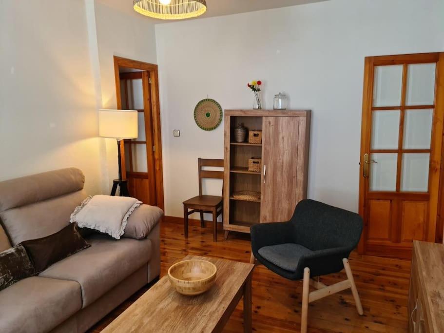 Espectacular Apartamento Reformado En Edificio Historico, Con Wifi Canfranc Zewnętrze zdjęcie